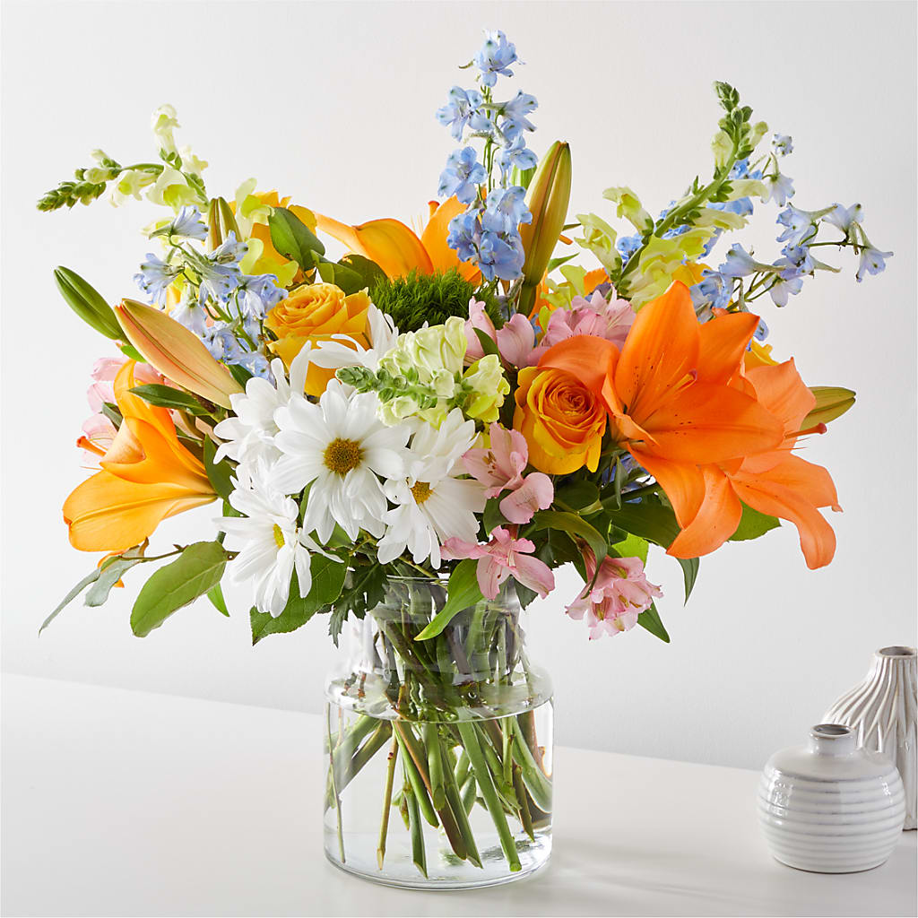 Sun Salutation Bouquet – Secret Garden Atx, Hutto TX