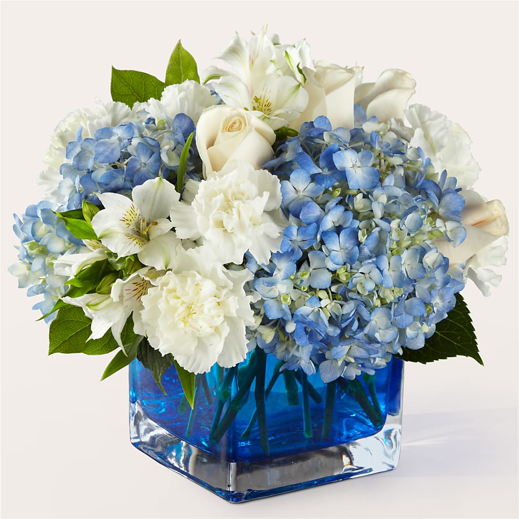 Soothing Waters Bouquet – Secret Garden Atx, Hutto TX