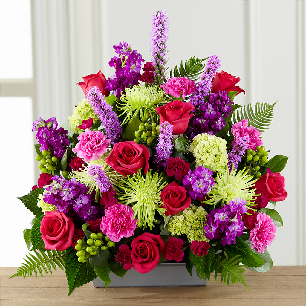 Warm Embrace Arrangement – Secret Garden Atx, Hutto TX