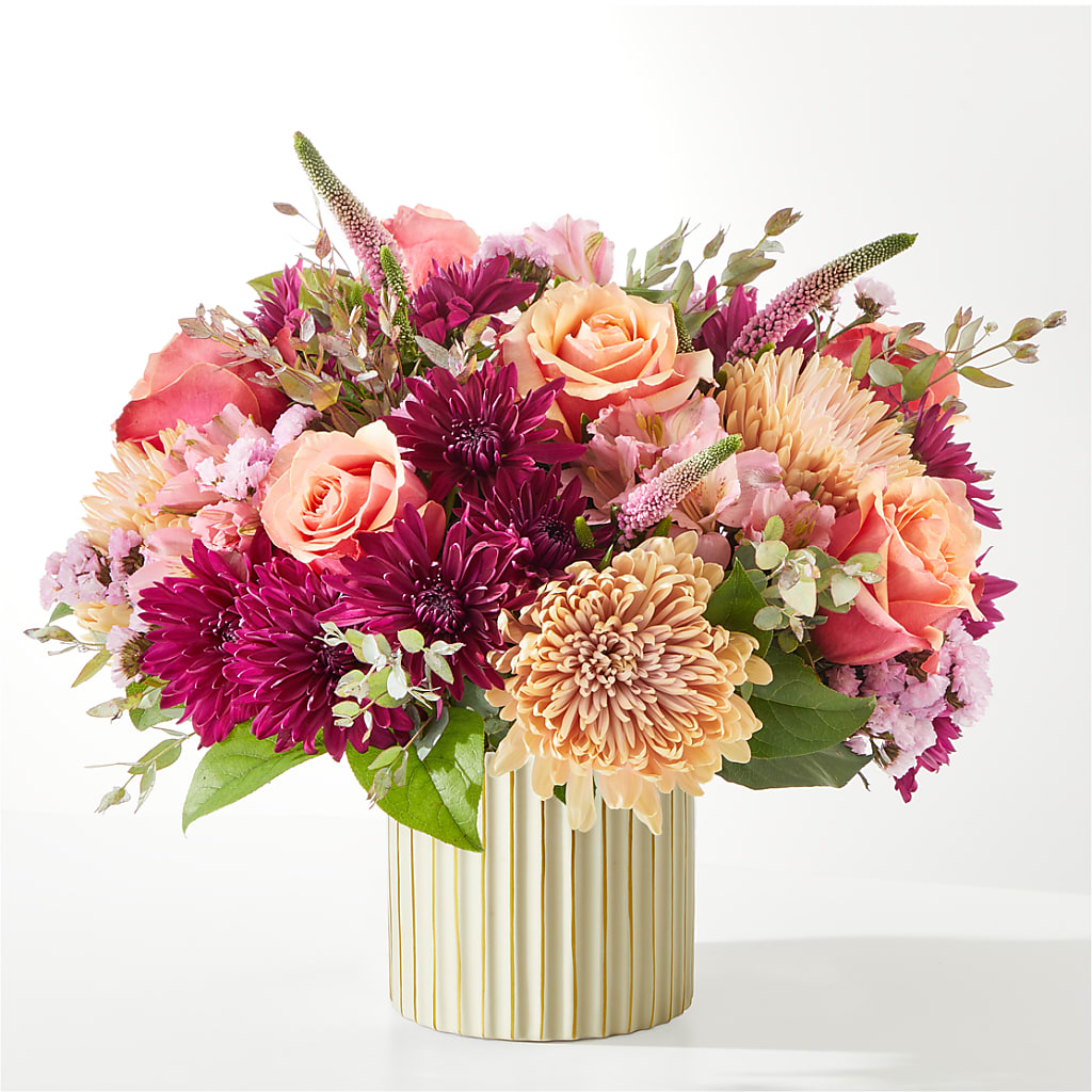 Berry Cobbler Bouquet with Ivory Vase – Secret Garden Atx, Hutto TX