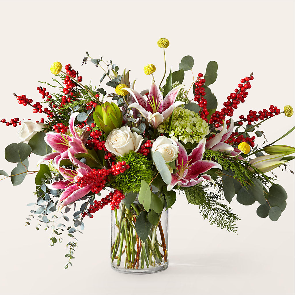 Berry & Bright Bouquet – Secret Garden Atx, Hutto TX