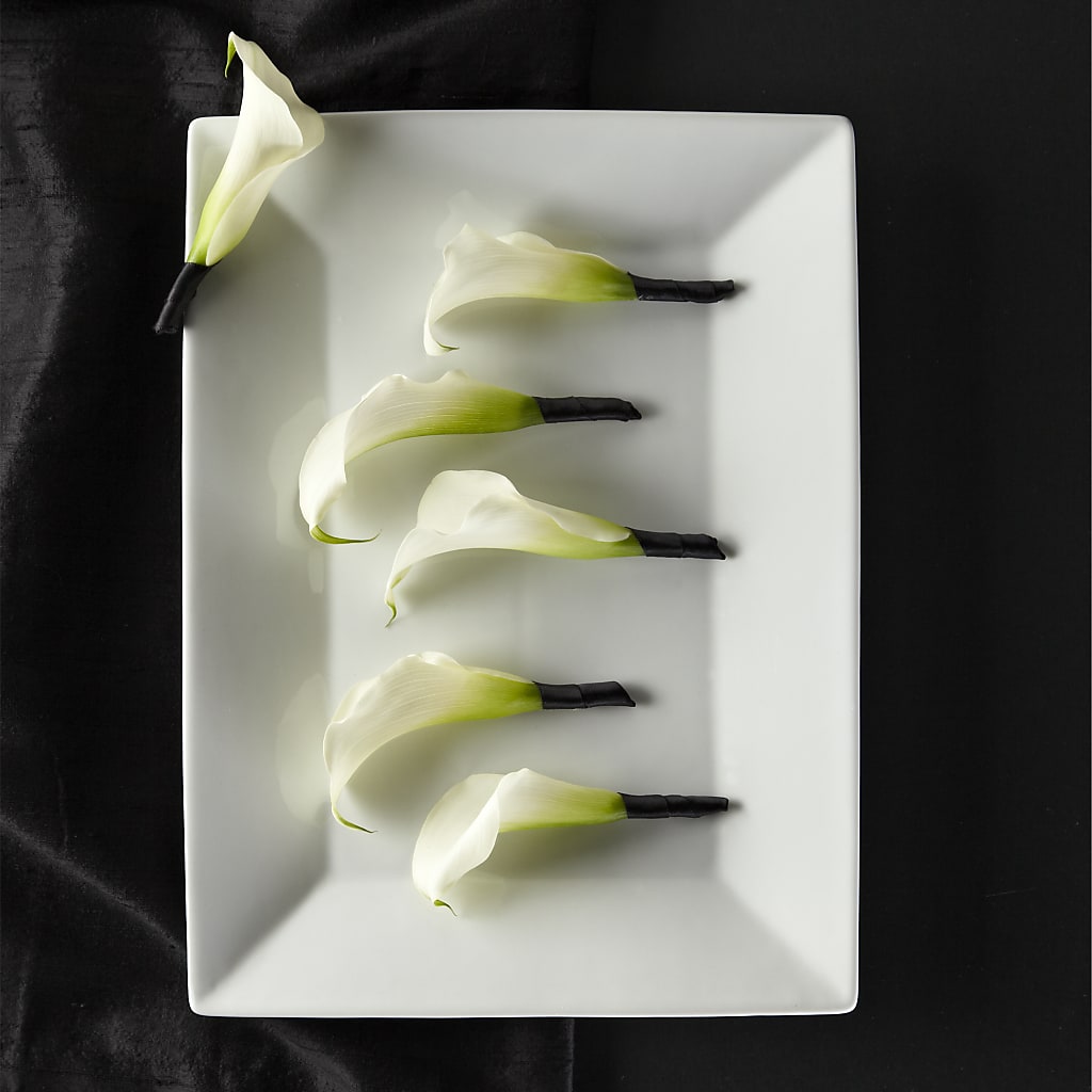 Calla Lily Promise Boutonniere – Secret Garden Atx, Hutto TX