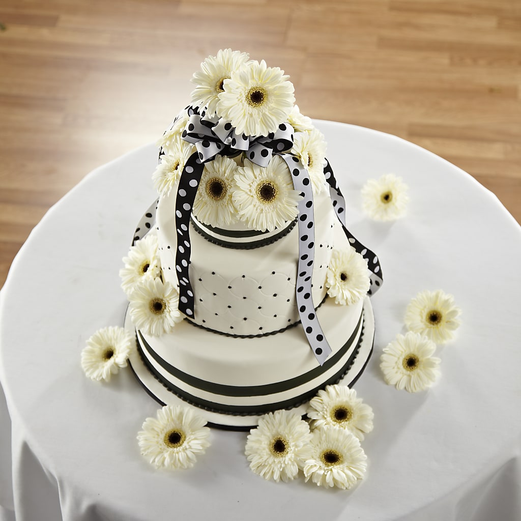 Simple Sophistication Cake Décor – Secret Garden Atx, Hutto TX