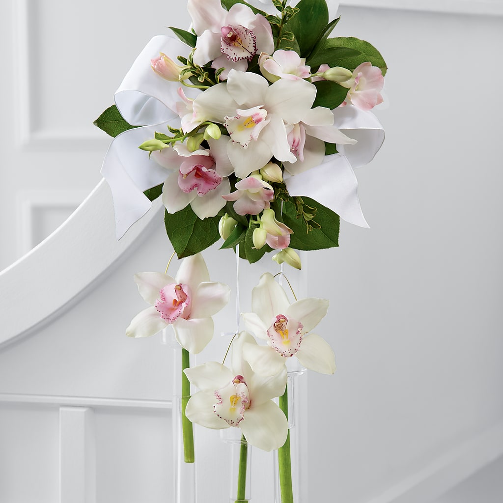 Perfect Entrance Pew Arrangement – Secret Garden Atx, Hutto TX