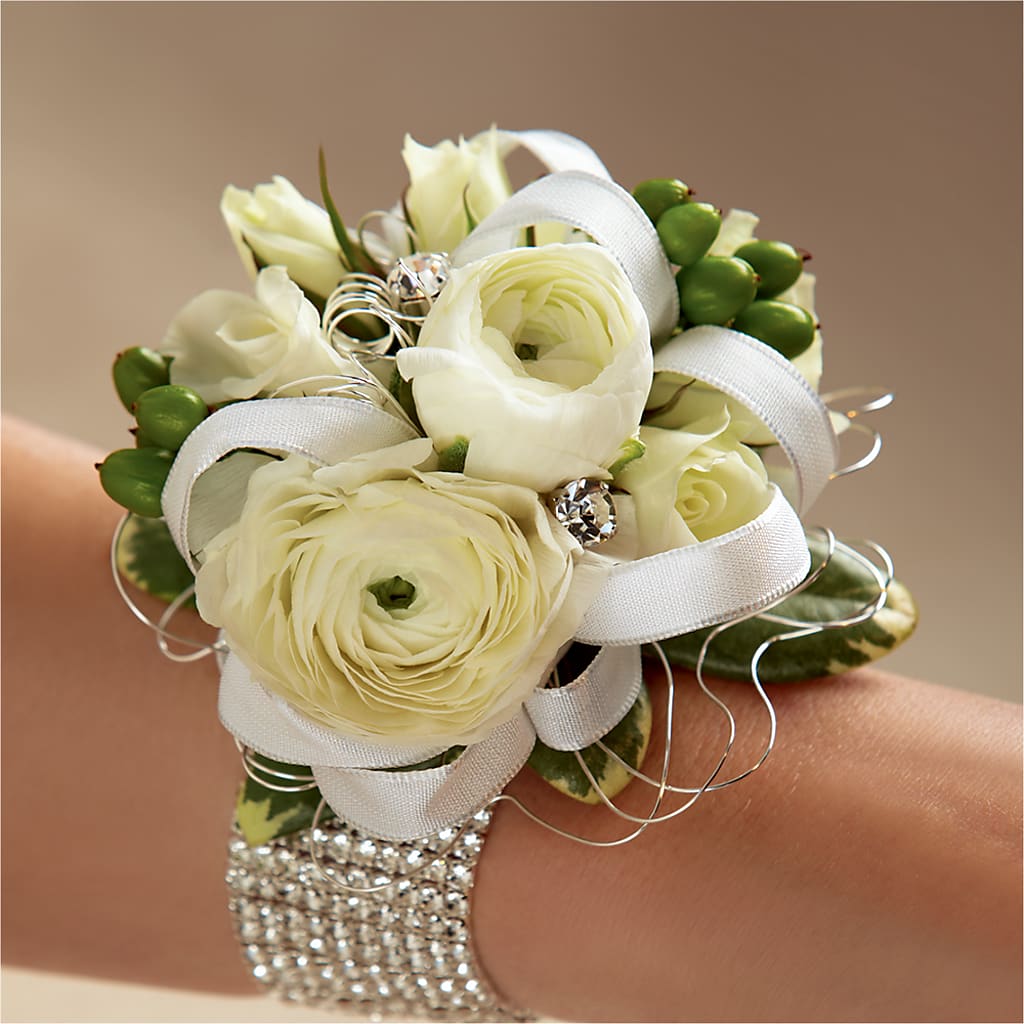White Wedding Corsage – Secret Garden Atx, Hutto TX