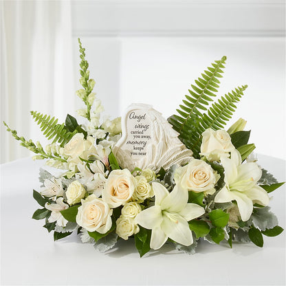 Holding You Close Arrangement –  Secret Garden Atx, Hutto TX