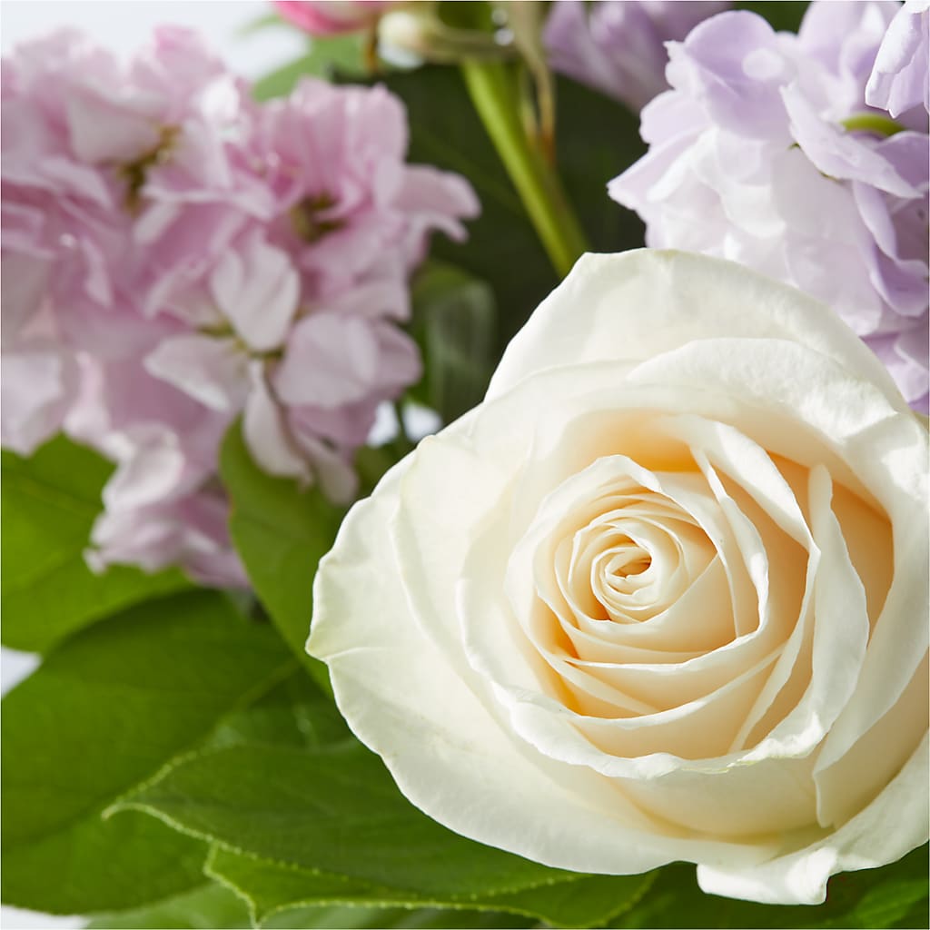 Springtime Spritz Bouquet –  Secret Garden Atx, Hutto TX