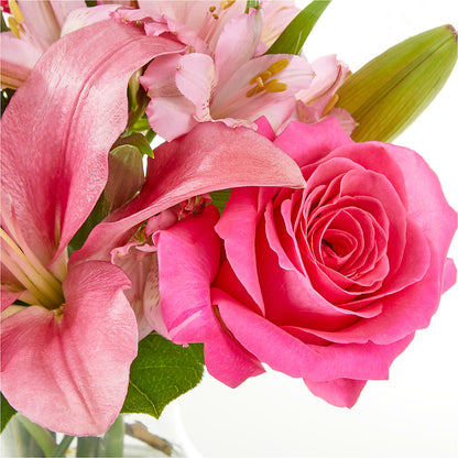 Lots of Love Bouquet –  Secret Garden Atx, Hutto TX