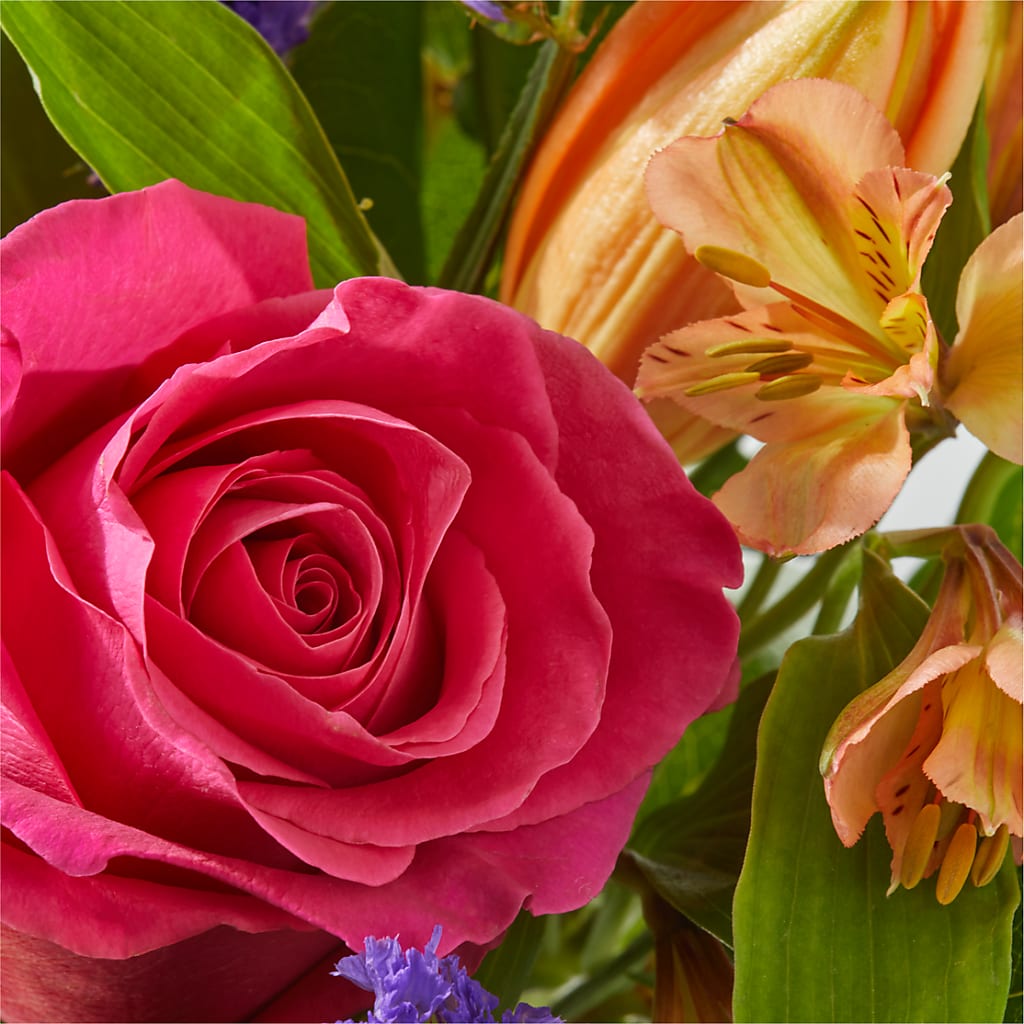 Joyful Bouquet –  Secret Garden Atx, Hutto TX