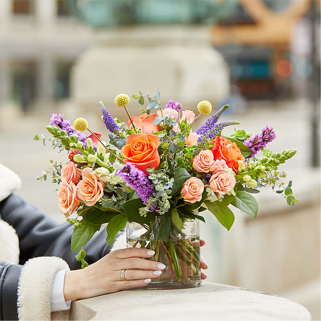 The Standout Bouquet –  Secret Garden Atx, Hutto TX