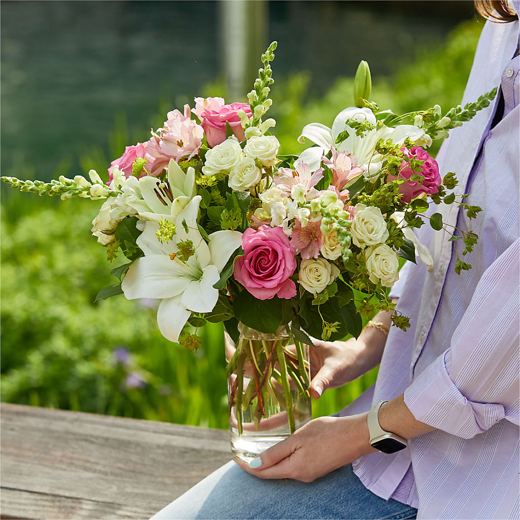 Fondly Bouquet –  Secret Garden Atx, Hutto TX