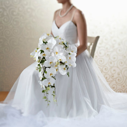 Classic White Bouquet –  Secret Garden Atx, Hutto TX